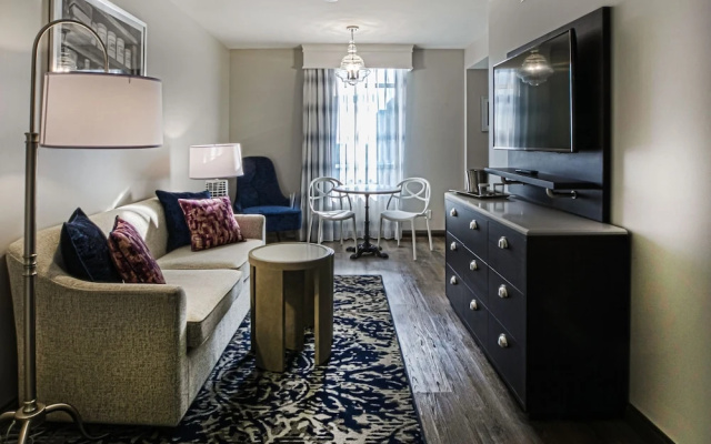 1 Bedroom Suite