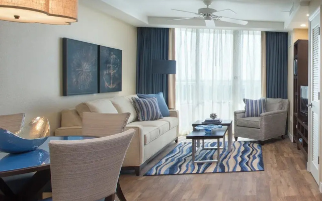 1 Bedroom Suite with bay view