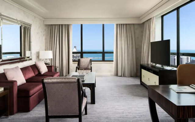 Double Suite with lake view