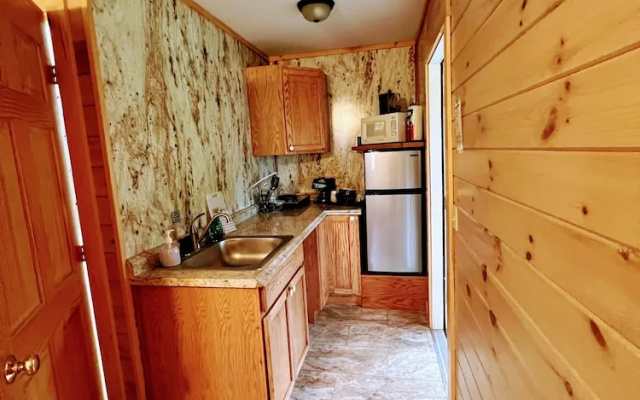 2 Bedrooms Family Cottage with lake view