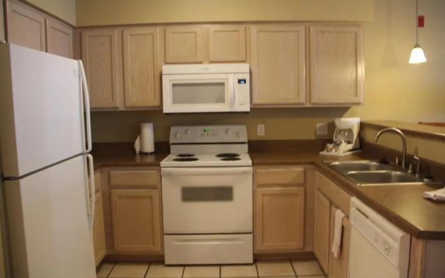 2 Bedrooms Apartment