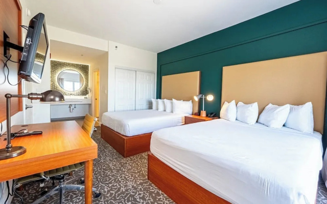 1 Bedroom Suite