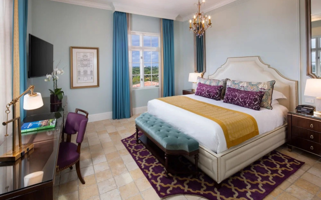 1 Bedroom Suite