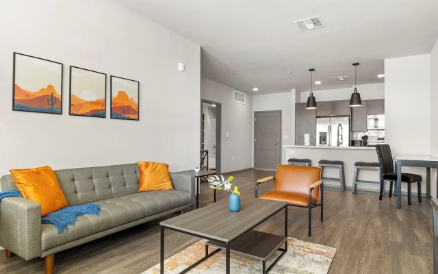 2 Bedrooms Apartment