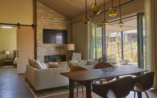 1 Bedroom Double Suite
