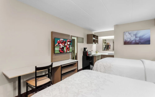 Premium Quadruple room with balcony
