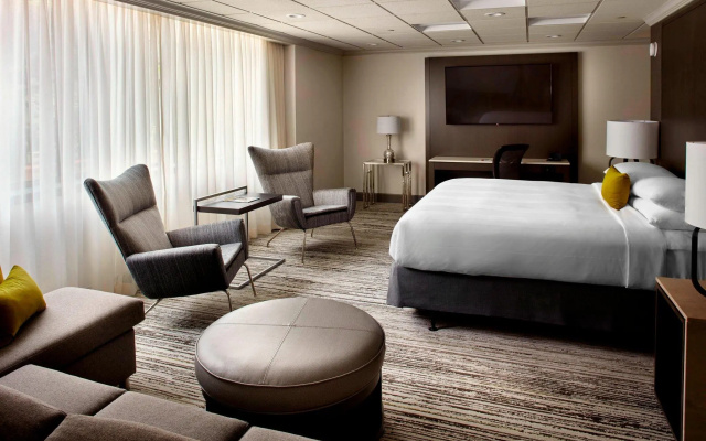 1 Bedroom Club Suite