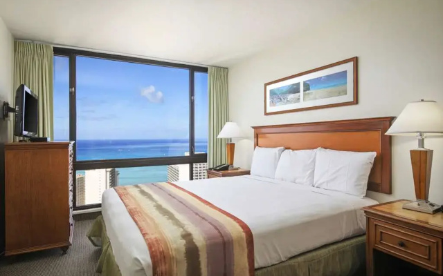 1 Bedroom Deluxe Ocean View 1-bath Suite