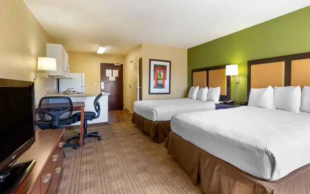 Quadruple Suite