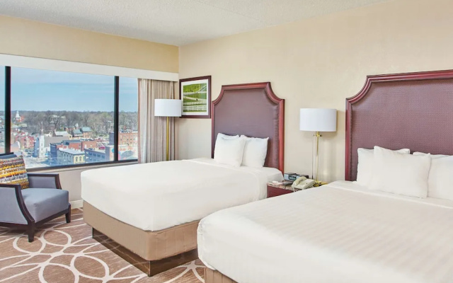 Quadruple room with park view