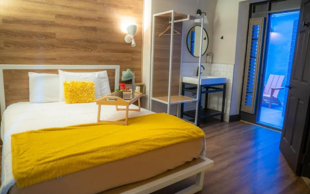 Deluxe Patio Double room