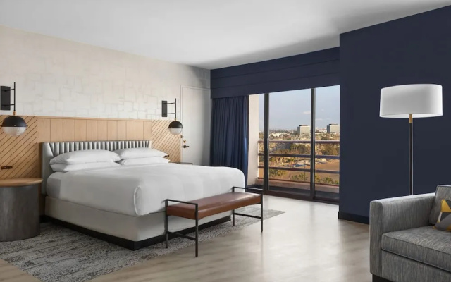 Executive Double Suite with city view