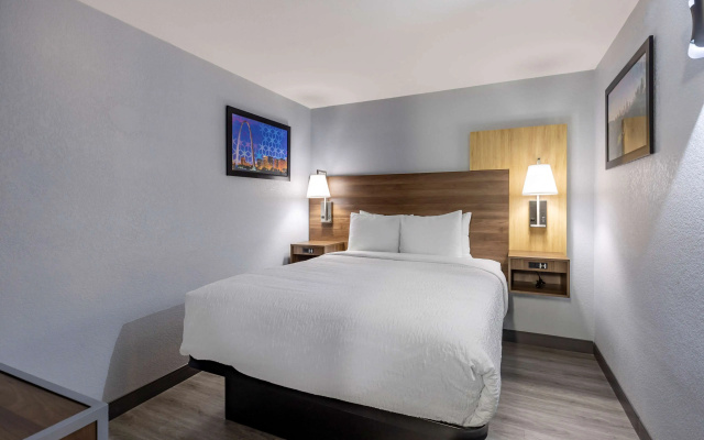 Double Separate Living Area | Suite