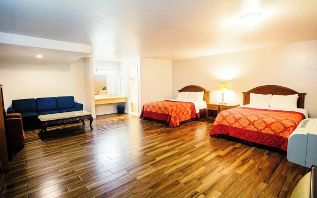 Grand room
