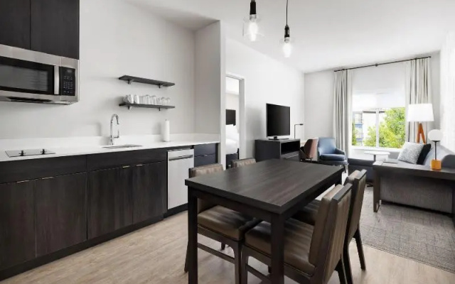1 Bedroom Quadruple Suite