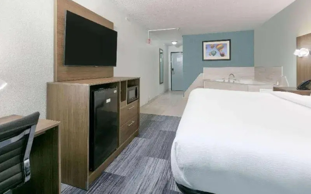 Deluxe Double Suite with balcony