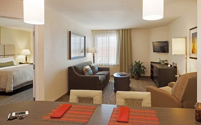 1 Bedroom Double Suite