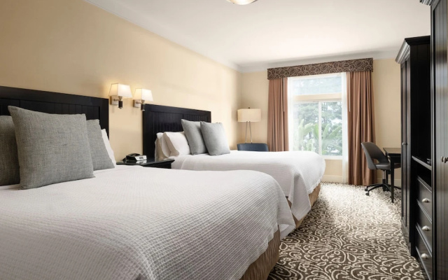 Grand room