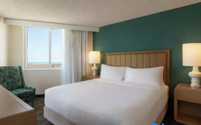 2 Bedrooms Deluxe Double Suite oceanfront