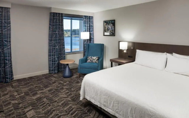 Mobility Accessible with Roll-In Shower Double room