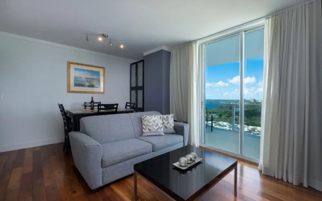 2 Bedrooms Suite with partial ocean view
