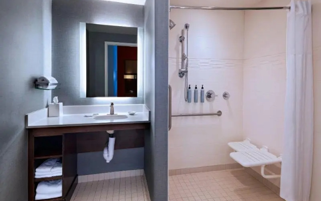 1 Bedroom Double Suite