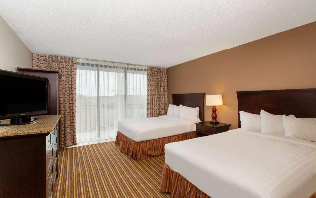 Quadruple Suite