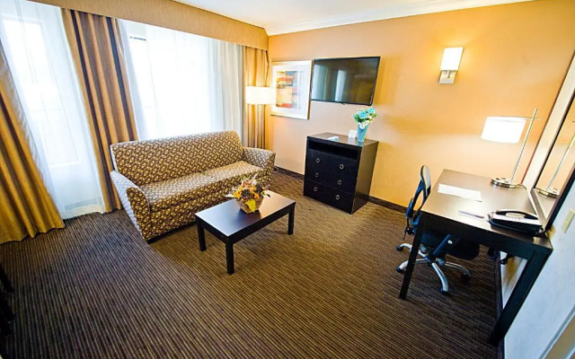 Family Suite with courtyard view