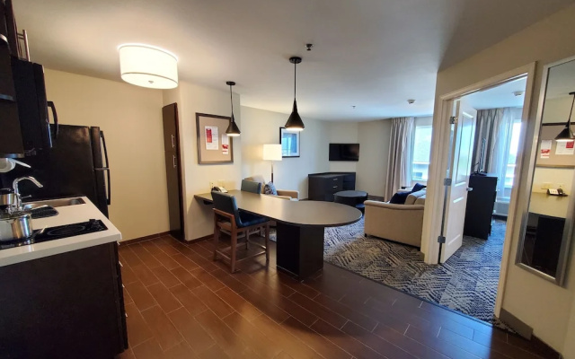 1 Bedroom Suite