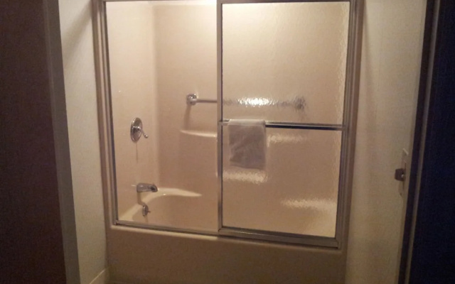 Quadruple Family Suite