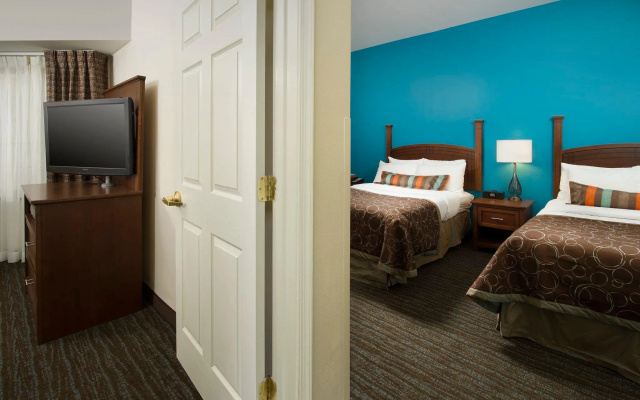 1 Bedroom Quadruple Suite