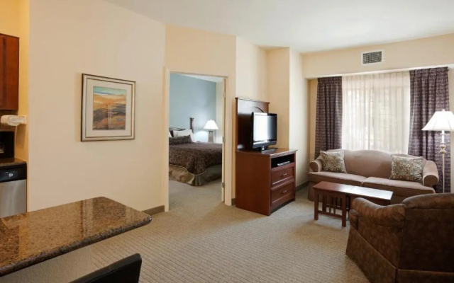 2 Bedrooms Suite