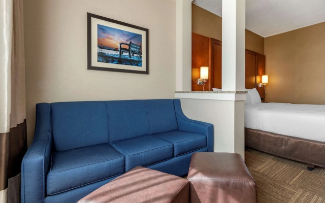 Suite with balcony