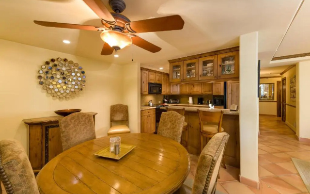 3 Bedrooms Apartment