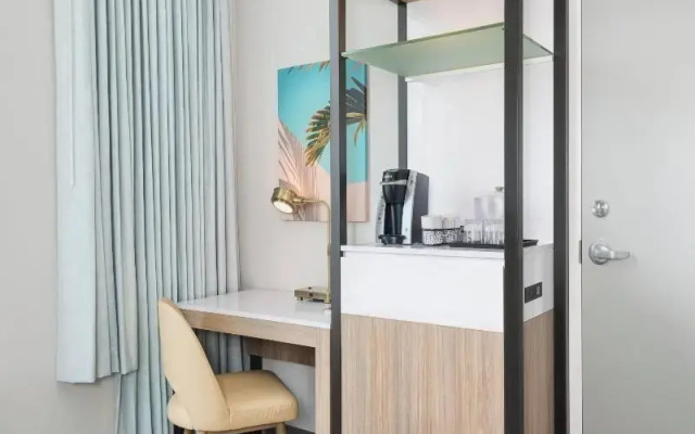 Suite with view