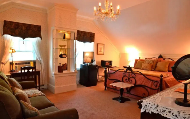 Standard Suite