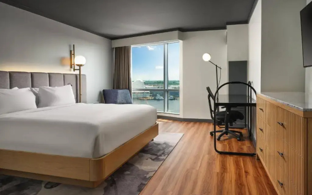 Standard room with water view