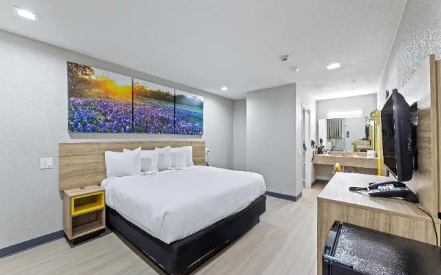 Standard Double room with balcony