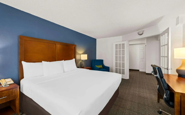 Double Suite