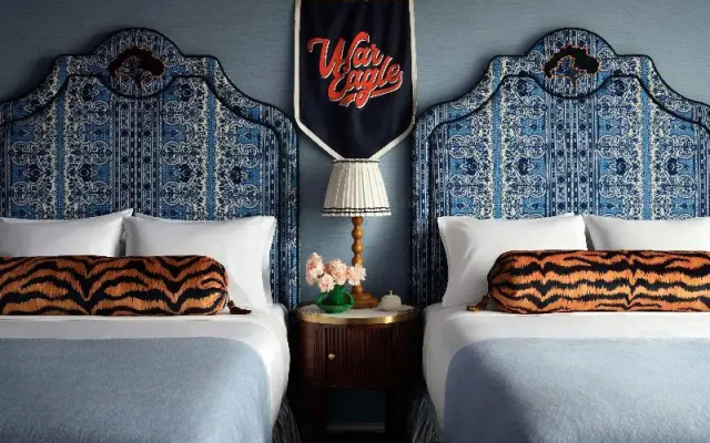 Standard Sextuple room