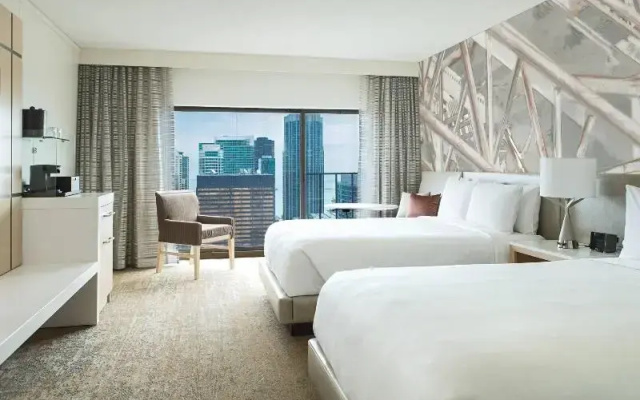 Guest Quadruple room with city view