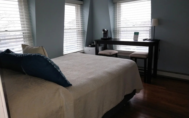 Comfort room