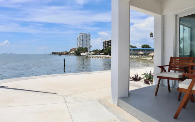 Deluxe Double room with balcony and with water view