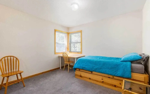 3 Bedrooms Cottage with balcony
