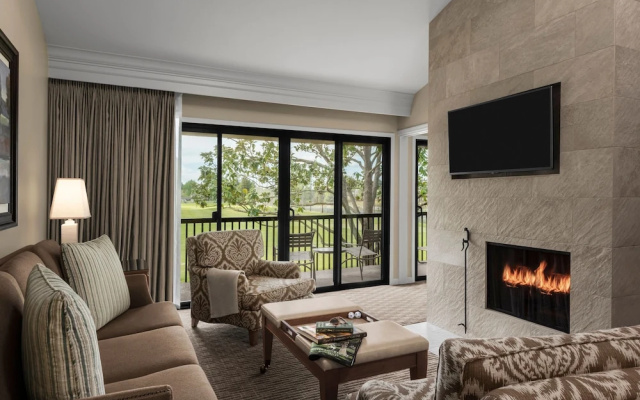 1 Bedroom Classic Double Suite with golf view