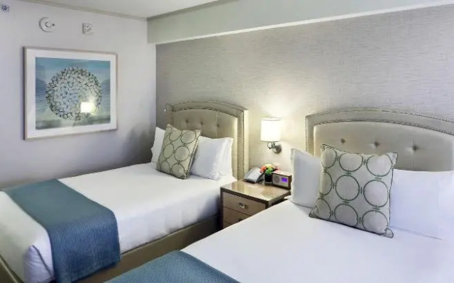 Deluxe Quadruple room