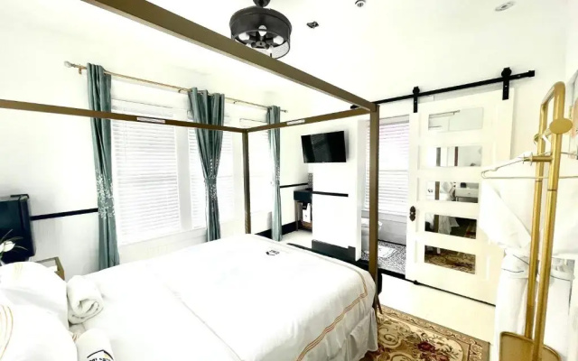 Double Suite