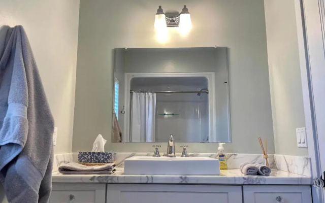 3 Bedrooms Cottage