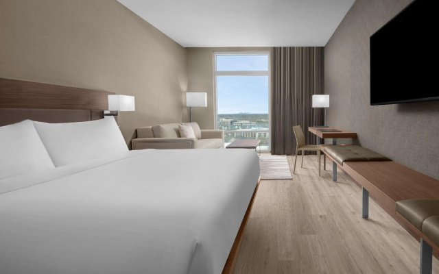 Standard Double room with city view