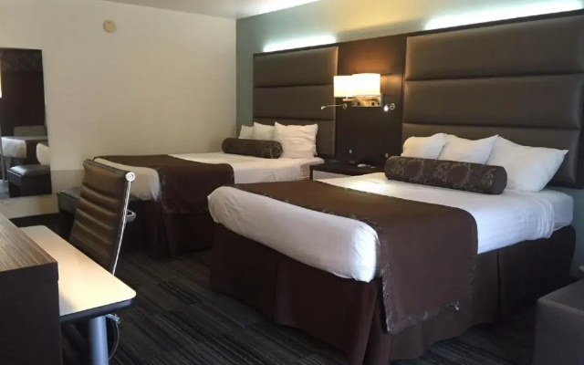 Standard Quadruple room with balcony
